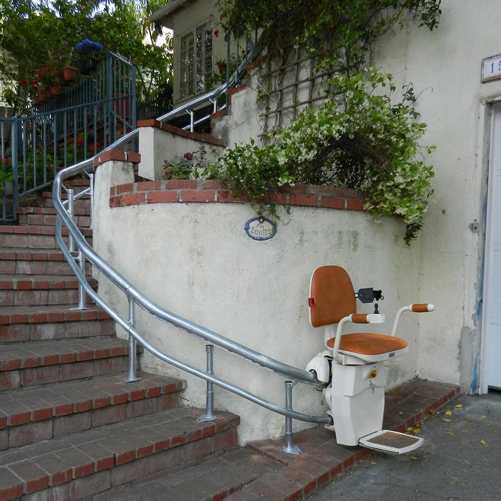 Los Angeles Outdoor StairLifts